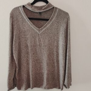 AVA JAMES Soft Knit Sweater – Size XL – Choker Neck Detail